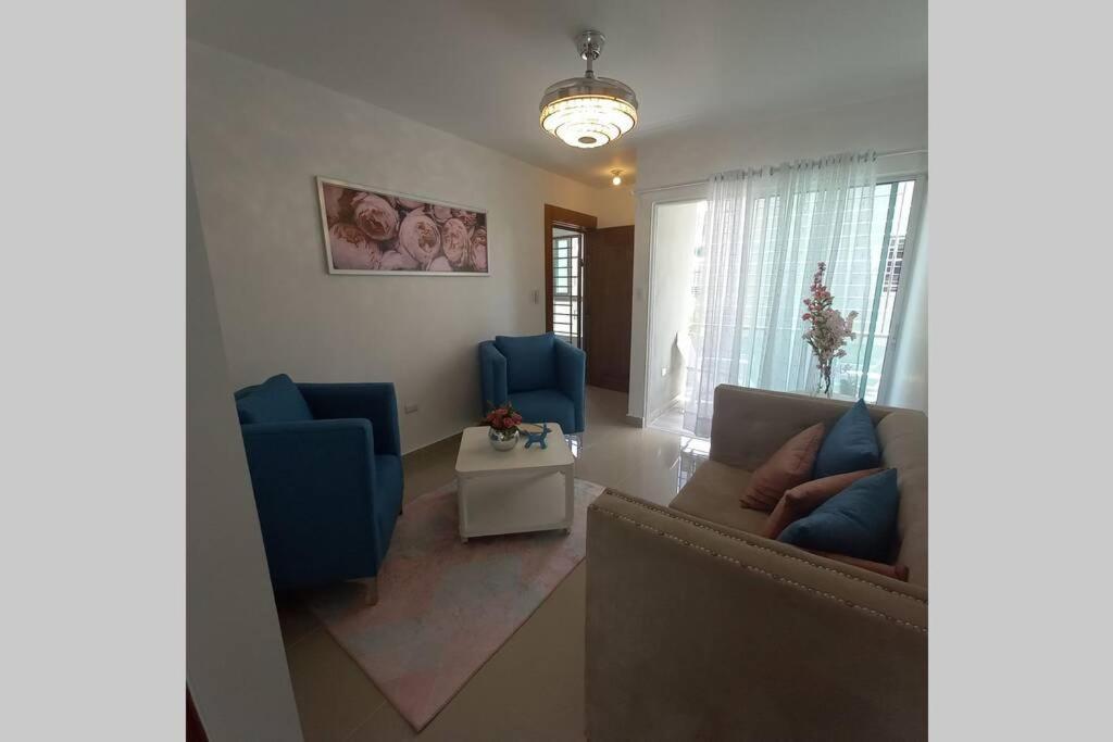 Confortable Apartamento De 3 Tres Habitaciones, Con Hermosa Vista De Area Verde, Ademas De Piscinas Y Juegos Infantiles En Area Recreativa Сантьяго-де-лос-Кабальерос Экстерьер фото