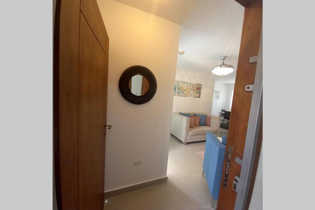 Confortable Apartamento De 3 Tres Habitaciones, Con Hermosa Vista De Area Verde, Ademas De Piscinas Y Juegos Infantiles En Area Recreativa Сантьяго-де-лос-Кабальерос Экстерьер фото